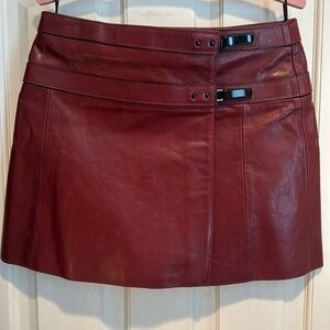 Belstaff 🎈SALE 🎈burgundy leather skirt. Made in Italy 🇮🇹